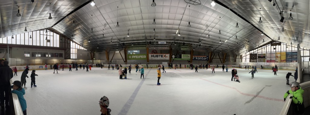 Ausflug zur Eisbahn war voller Erfolg
