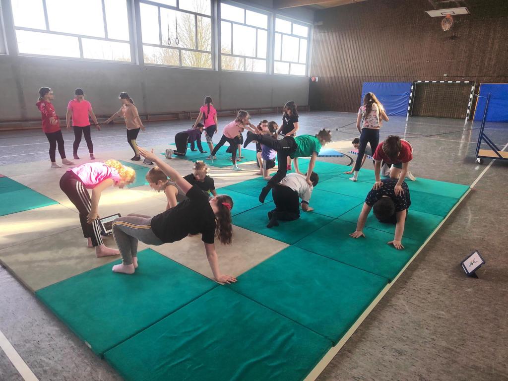 Akrobatik mit iPads in der 4.&nbsp;Klasse