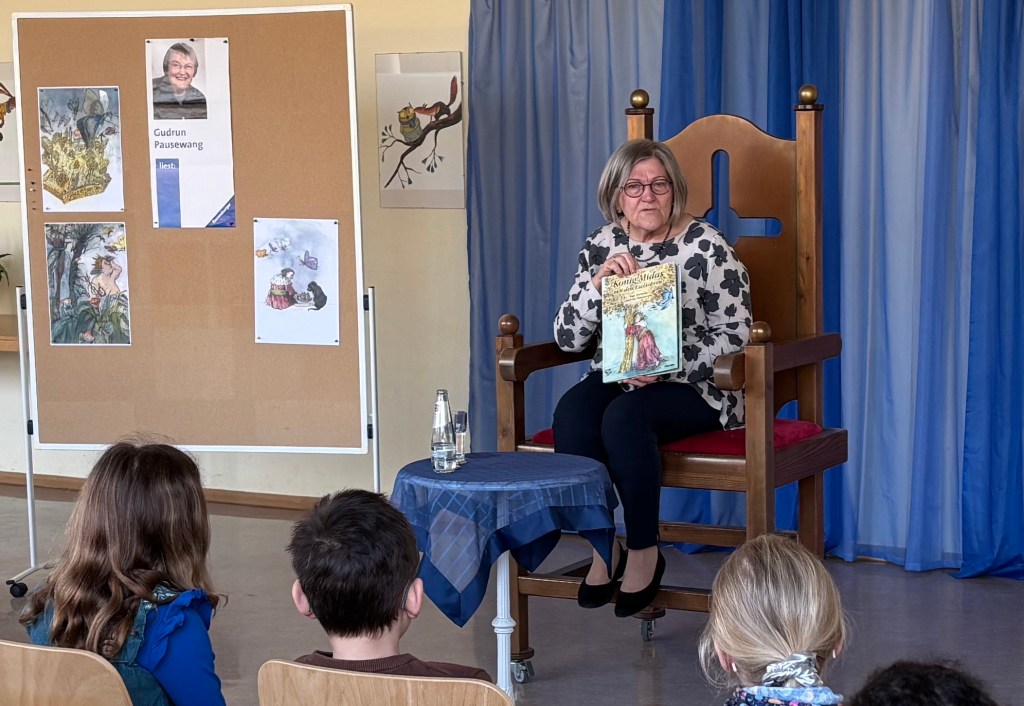 Lesung zum 97. Geburtstag von Gudrun Pausewang